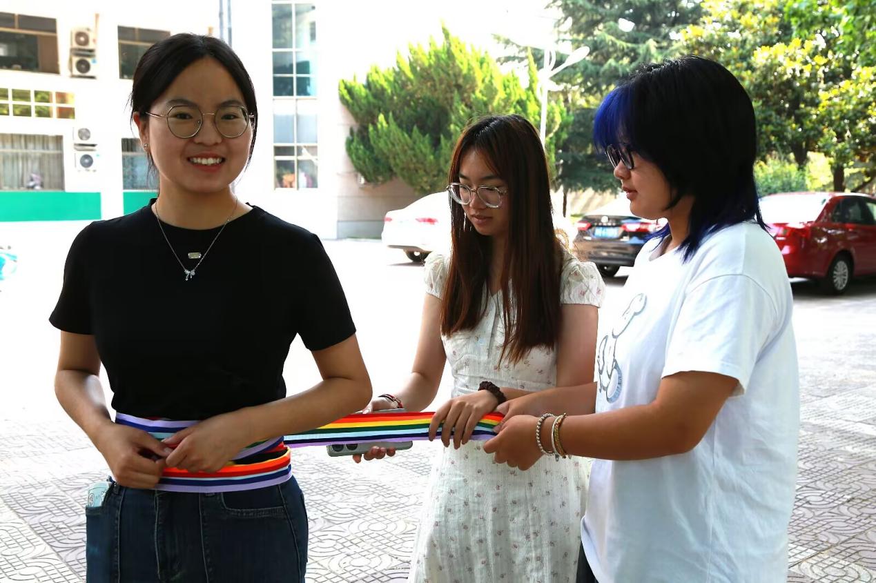 2281D68B9A1A4BB9278F4534AC2E42A5